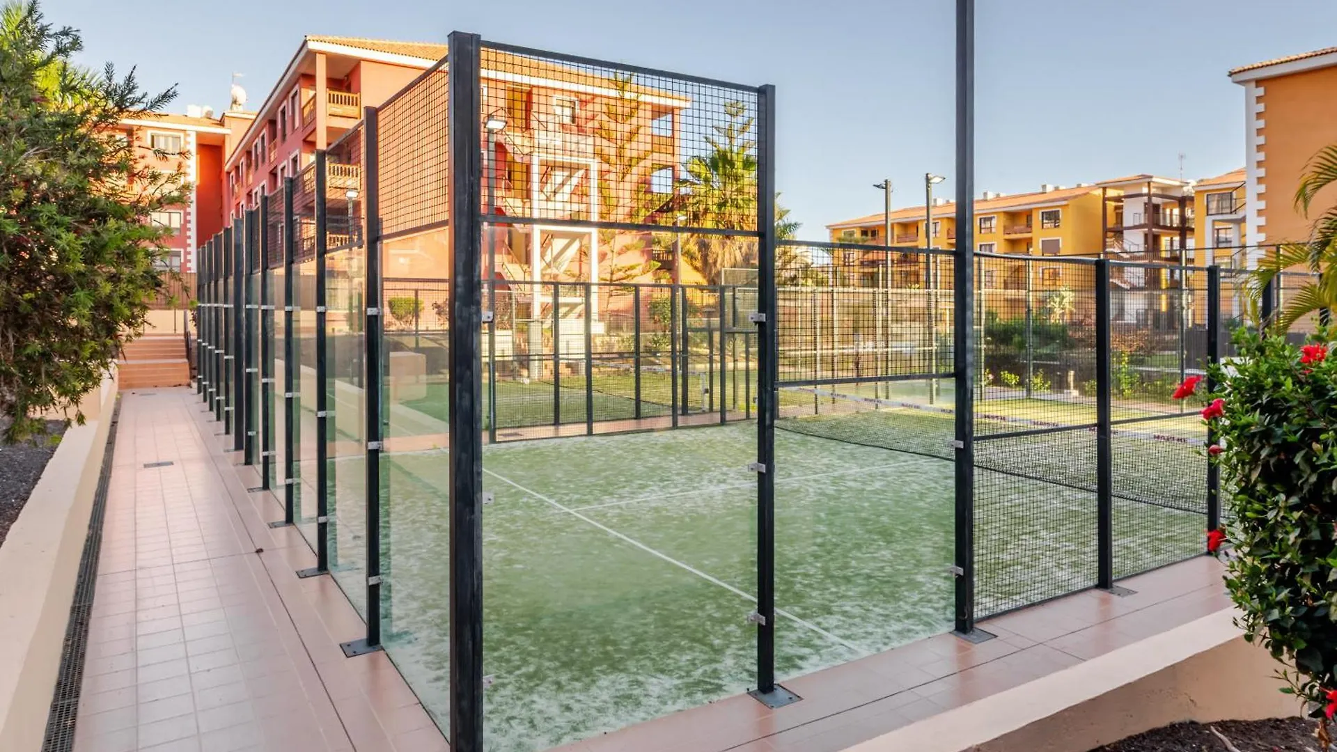 El Mocan Deluxe House - Padel, Pool & Terrace أرونا شقة