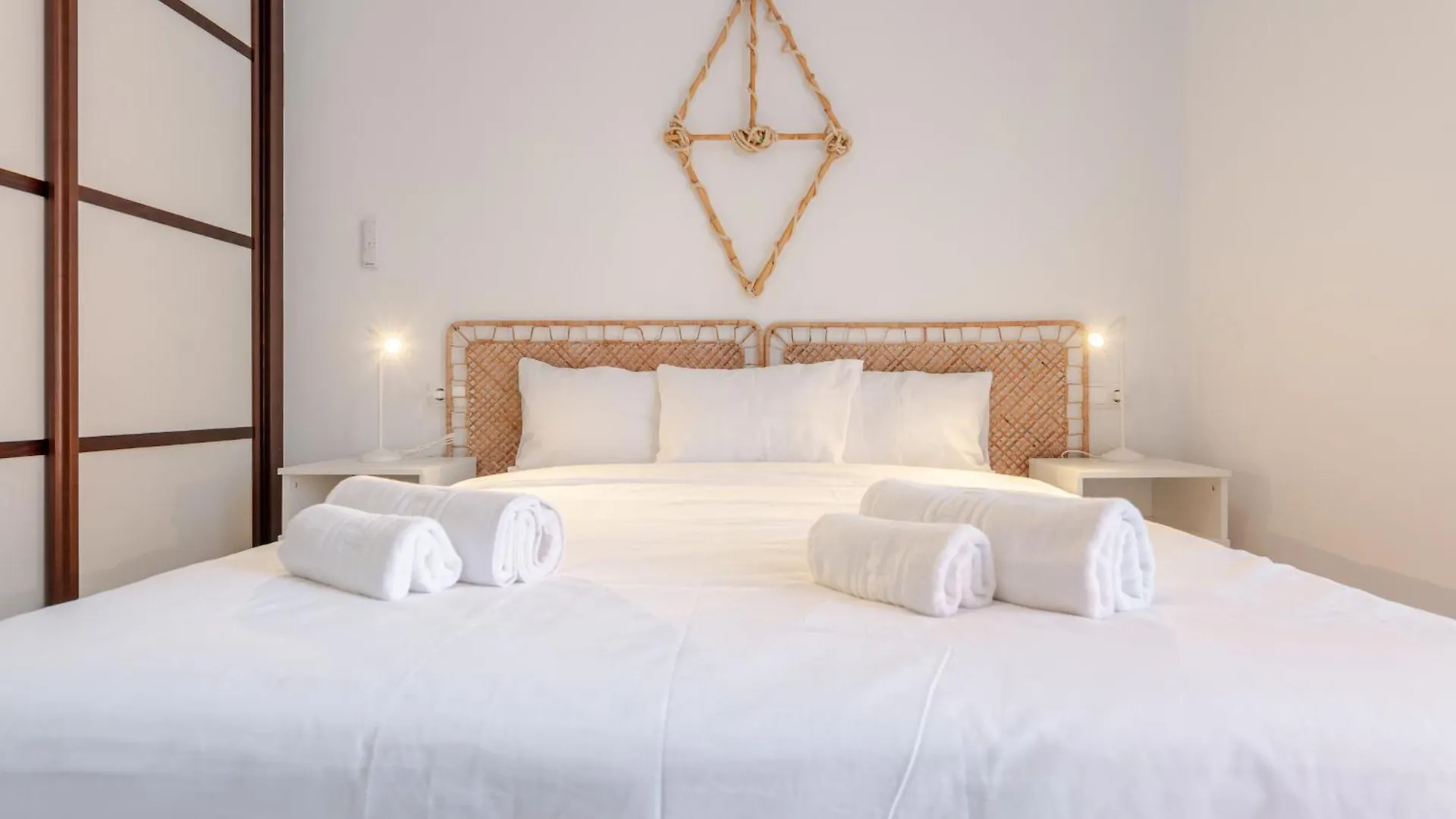 El Mocan Deluxe House - Padel, Pool & Terrace أرونا شقة
